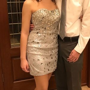 Milano Party Strapless Dress